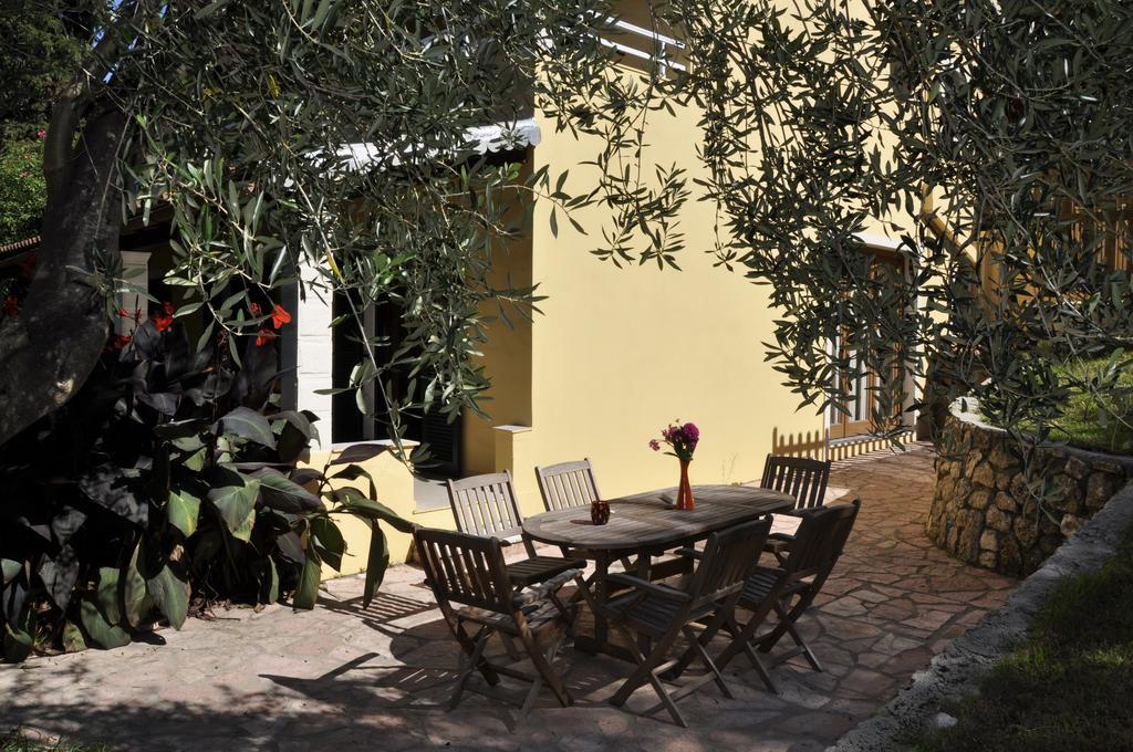Magdalini Apartments Afión Dış mekan fotoğraf